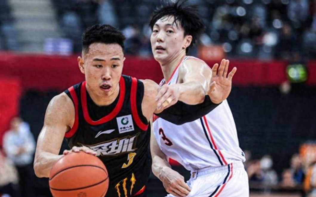 清晨广东宏远备战全明星赛,战术微调细节曝光,引发热议,临场指挥获称赞的简单介绍 清晨广东宏远备战全明星赛,战术微调细节曝光,引发热议,临场指挥获称赞的简单介绍